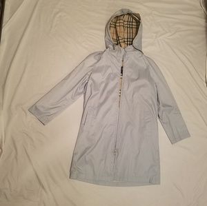 Burberry Rain Coat Size Small ☔